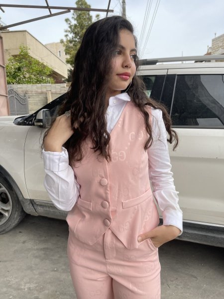 طقم ڤيست وبنطلون GC